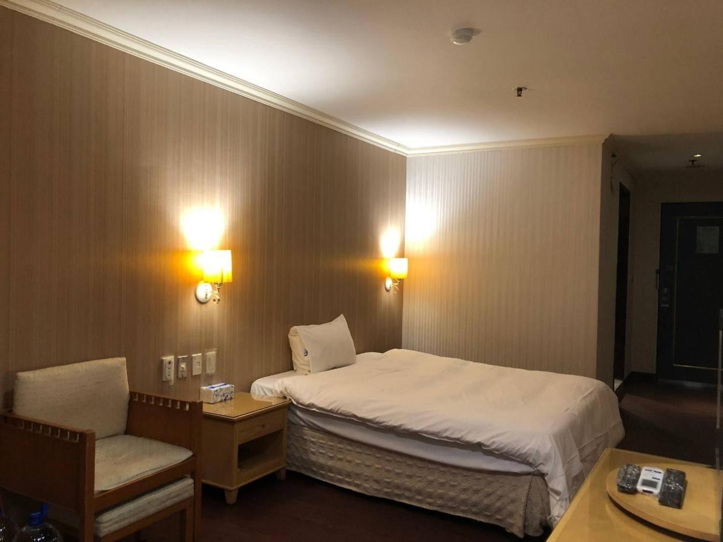 Hermes Hotel Hsinchu City Exterior photo